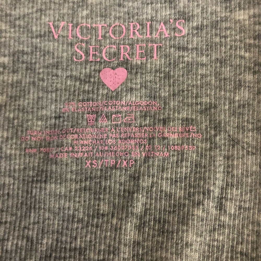 Victoria Secret tank - Picture 4 of 4
